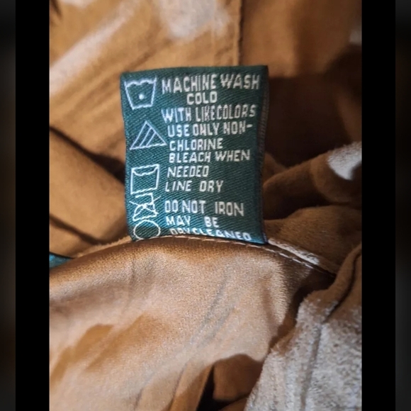 Lemon Grass Studio Women's Large Buttondown Light Brown Suede Texture - Picture 10 of 10